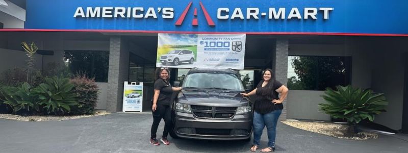 Aaliyah Duncan, Car-Mart Sales Associate, helped customer Felicia Kohler and her family purchase a vehicle.